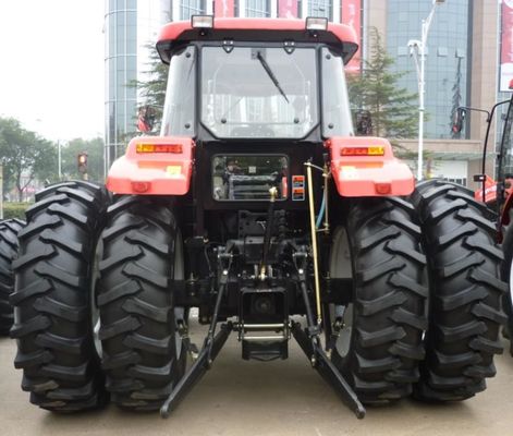 Tracteur de ferme d'agriculture de YTO X1804 2200r/Min 180hp avec la roue 4
