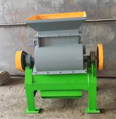 Ligne de production d'équipements pour la fourniture d'engrais de moulin d'urée concasseur à granulés engrais composé et engrais organique