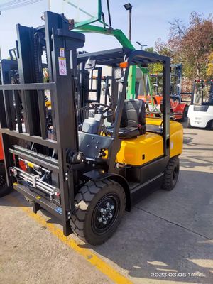 Camion élévateur à essence de 2 tonnes, 3 tonnes et 3,5 tonnes