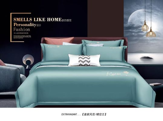 Couche de lit textile maison en coton égyptien bleu clair