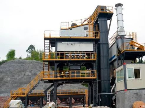 Usine de battage d'asphalte mobile de 80 t/h Usine chinoise de mélange d'asphalte à haut rendement