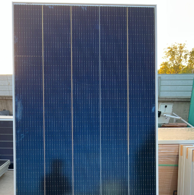 300W to 20500W Power Output Photovoltaic Equipment with 12V 24V Customizable Voltage and Galvanized Finish for Solar Power Generation