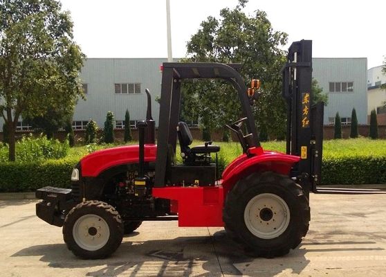 Machines de logistique de YTO 29.4kw 1.5ton 4x4 avec le moteur de C490BT
